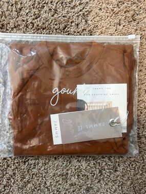 Goumi 24 hour convertible gown